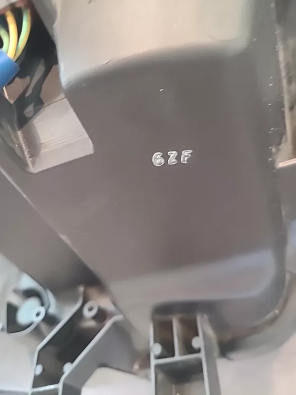 A view of the inside of a car with the word " 6 2 f ".